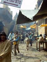Typische straat in Varanasi